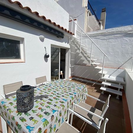 Amazing 2 Bedroom Apartment With Big Sun Terrace Sitges Centre Beach Exteriör bild