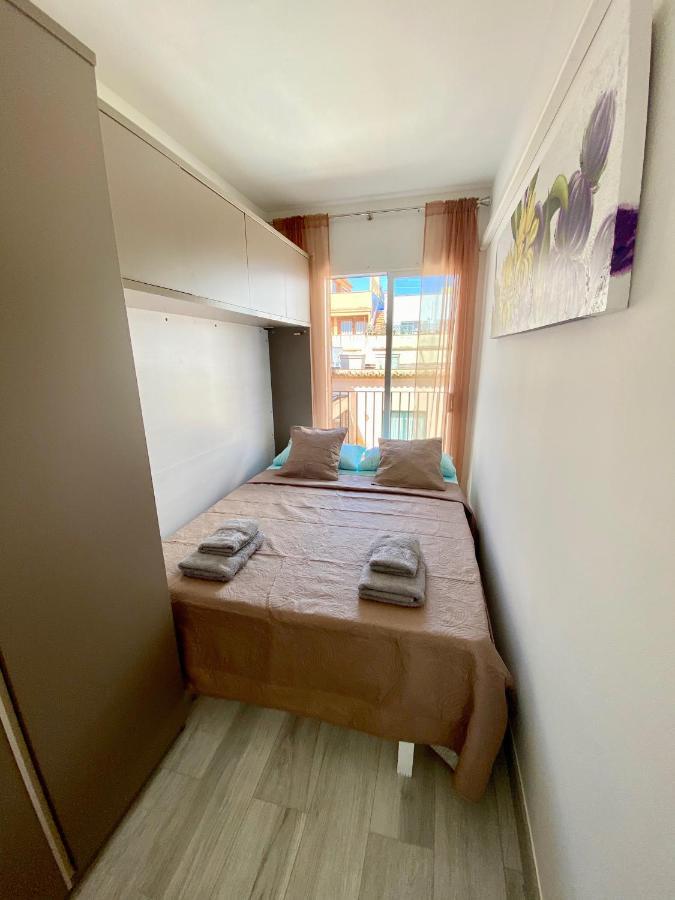 Amazing 2 Bedroom Apartment With Big Sun Terrace Sitges Centre Beach Exteriör bild